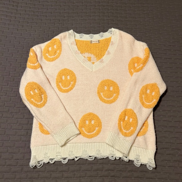 Altar'd State Sweaters - Altar’d State- Women's Distressed Smiley Sweater-L